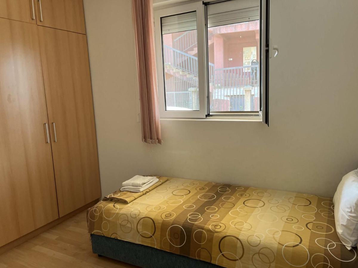Apartman Any Bar Bagian luar foto