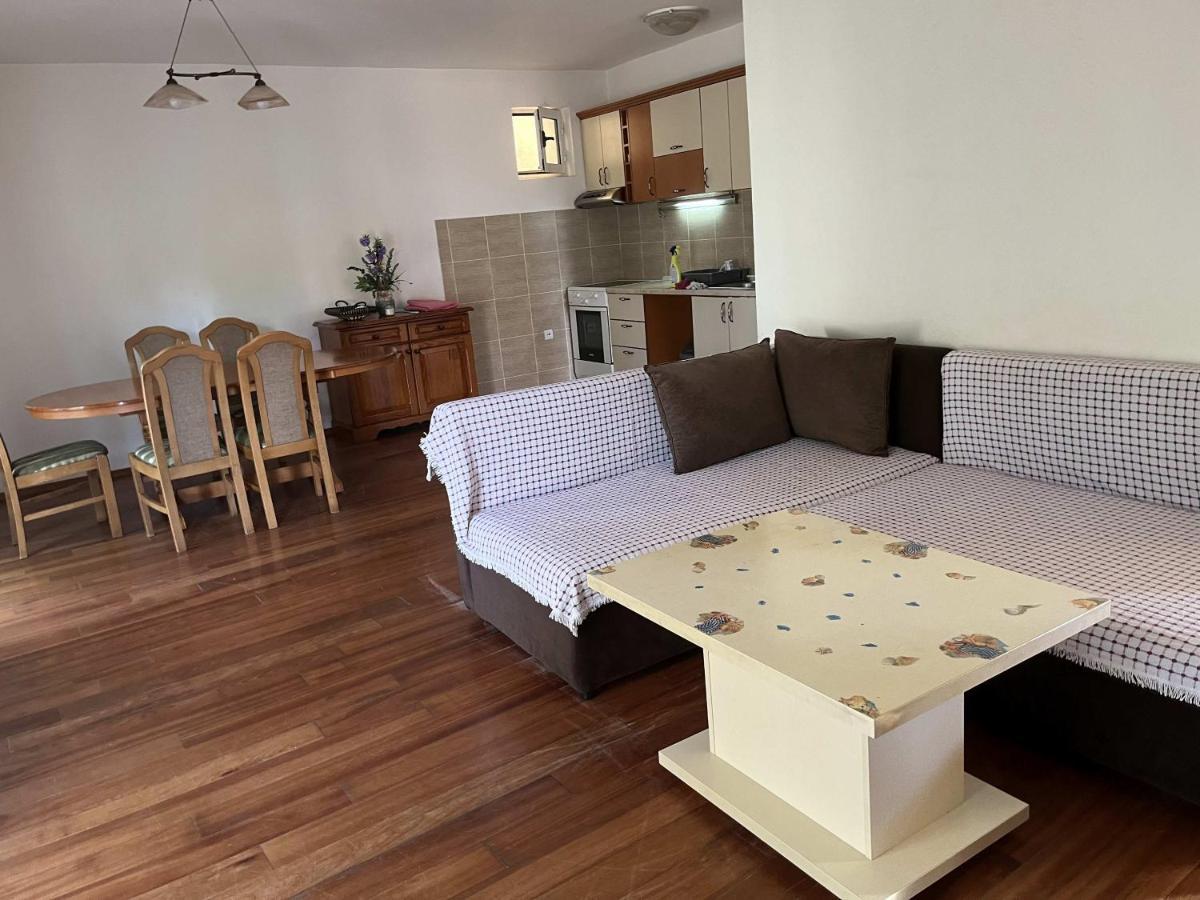 Apartman Any Bar Bagian luar foto