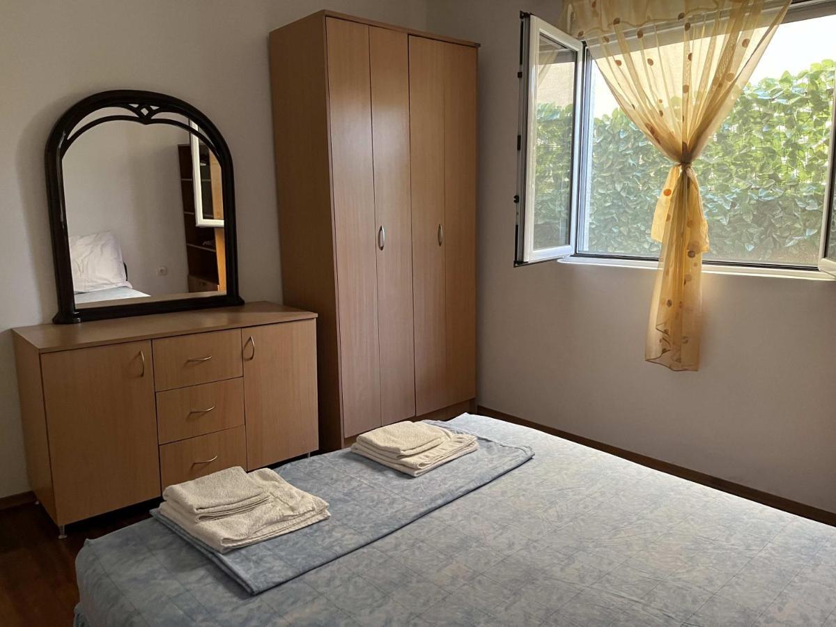 Apartman Any Bar Bagian luar foto