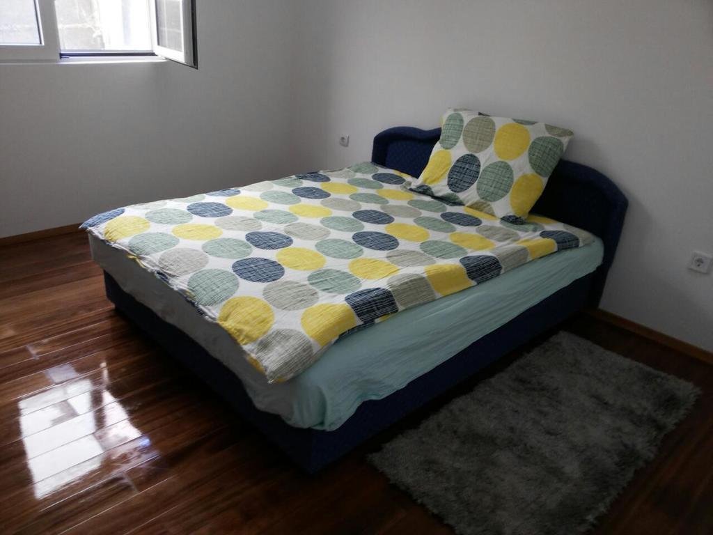 Apartman Any Bar Bagian luar foto