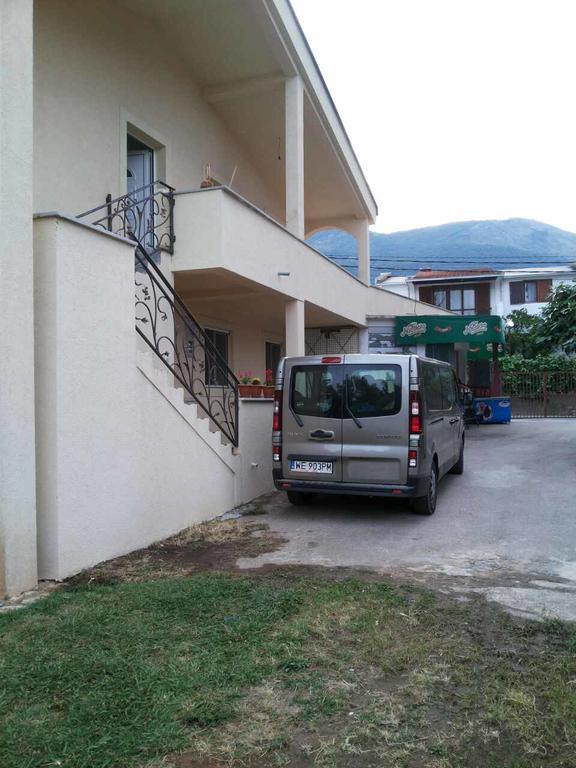 Apartman Any Bar Bagian luar foto